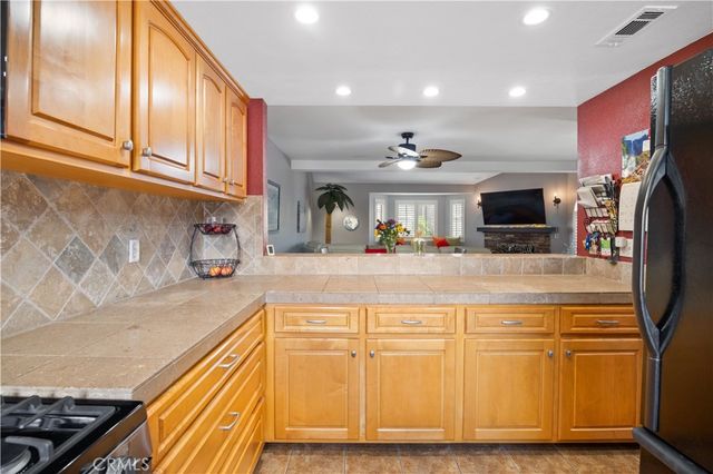 4892 Searidge Cir, Huntington Beach, CA 92649