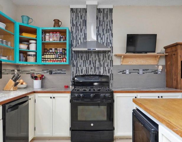 442 East Main Street, Fordland, MO 65652