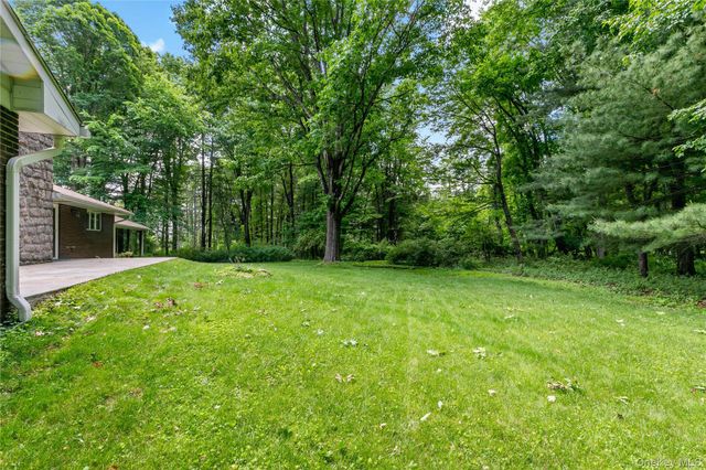 2425 Evergreen Street, Yorktown Heights, NY 10598