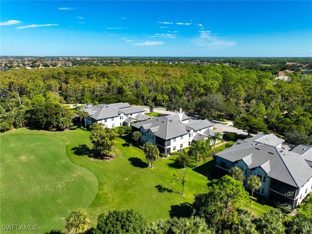 6049 Ashford LN 201, Naples, FL 34110