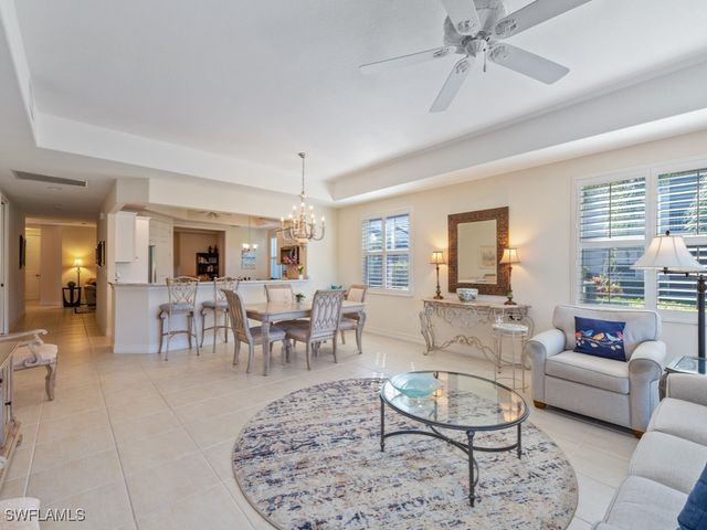 6049 Ashford LN 201, Naples, FL 34110