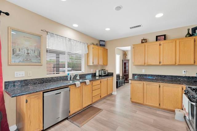 17866 Robusta Drive, Riverside, CA 92503