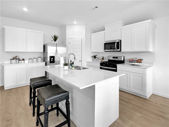 480 W Canada, Farmington, AR 72730