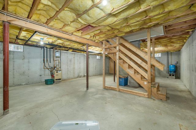 224 Clough Pond Road, Loudon, NH 03307