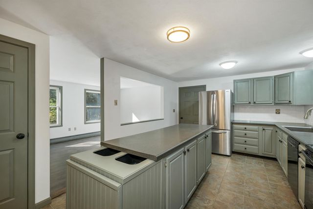 224 Clough Pond Road, Loudon, NH 03307