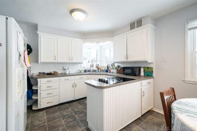 3223 Allen Street, Hudsonville, MI 49426