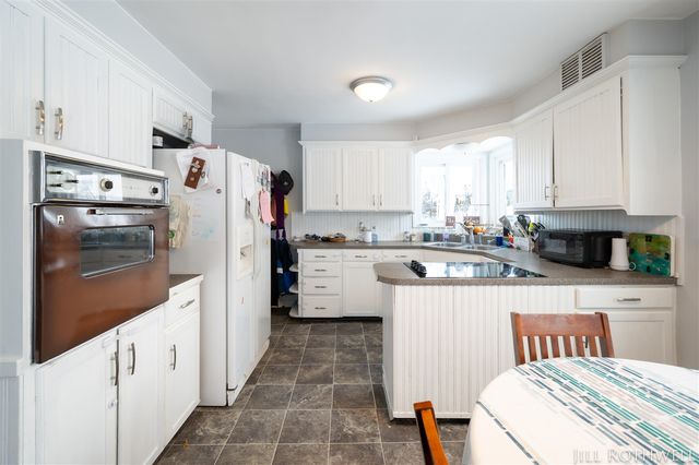 3223 Allen Street, Hudsonville, MI 49426