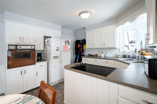 3223 Allen Street, Hudsonville, MI 49426