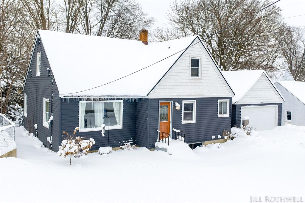 3223 Allen Street, Hudsonville, MI 49426