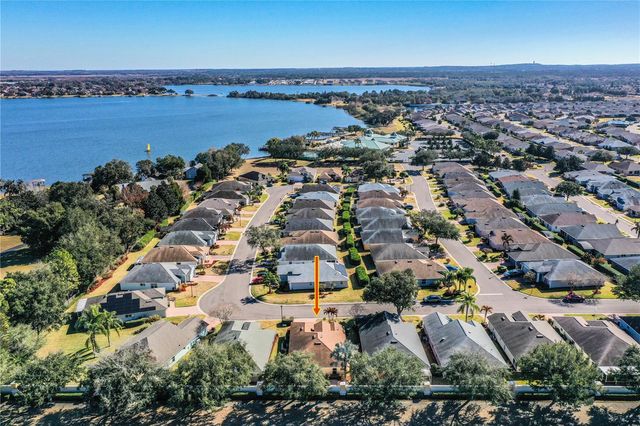 4064 CARTERET DRIVE, Winter Haven, FL 33884