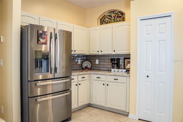 4064 CARTERET DRIVE, Winter Haven, FL 33884