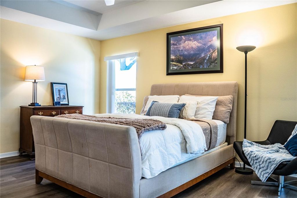 Image 17 of property listing at 4064 CARTERET DRIVE, Winter Haven, FL 33884