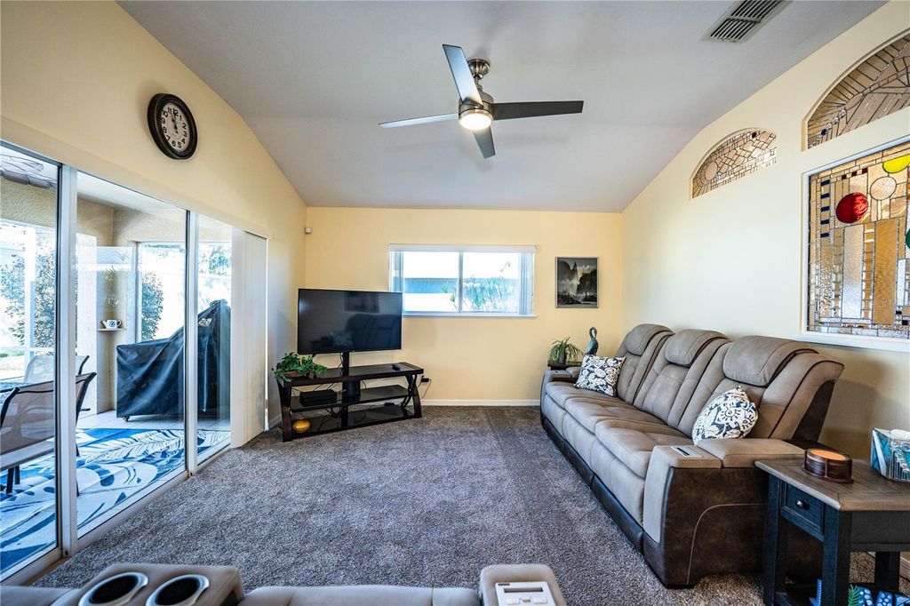 Image 27 of property listing at 4064 CARTERET DRIVE, Winter Haven, FL 33884