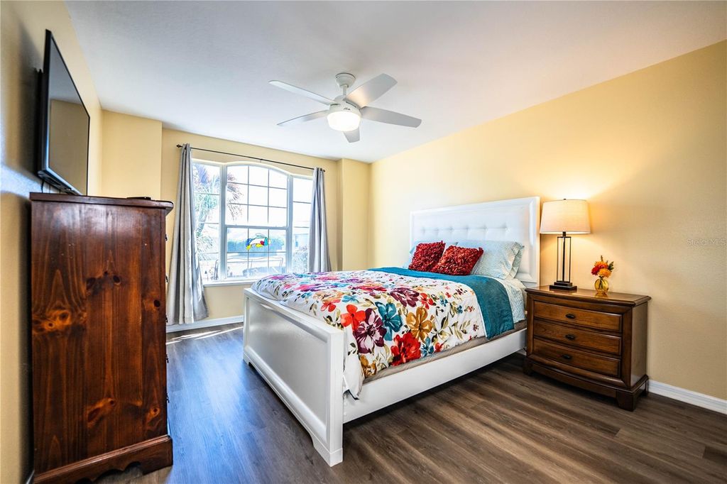 Image 31 of property listing at 4064 CARTERET DRIVE, Winter Haven, FL 33884