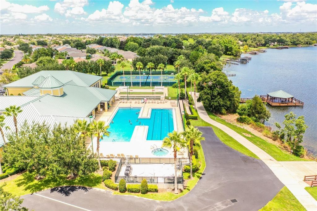 Image 49 of property listing at 4064 CARTERET DRIVE, Winter Haven, FL 33884