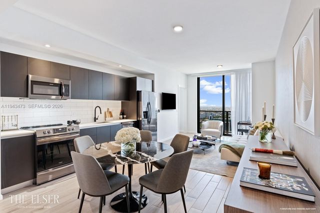 398 NE 5th St 2717, Miami, FL 33132