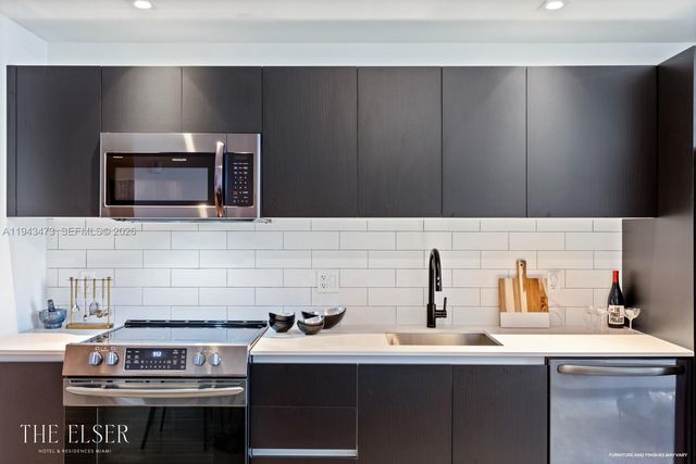 398 NE 5th St 2717, Miami, FL 33132