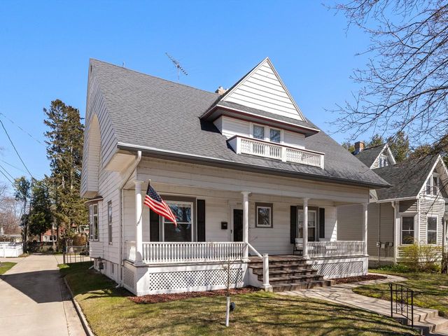 2409 Washington STREET, Two Rivers, WI 54241