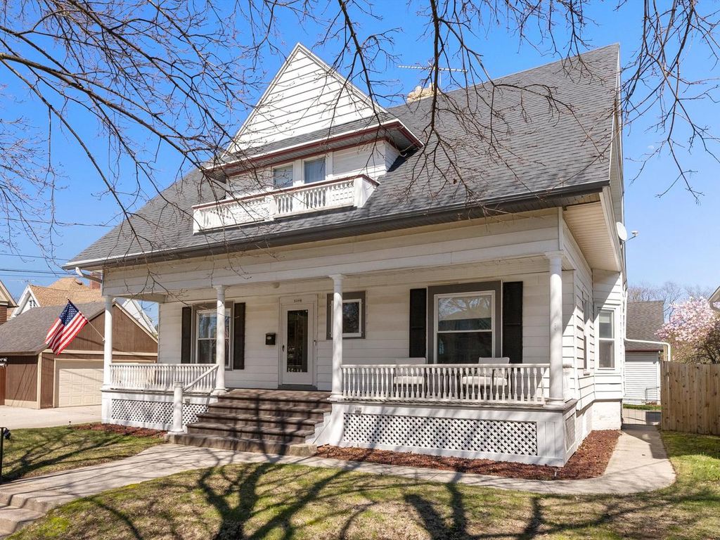 2409 Washington STREET, Two Rivers, WI 54241