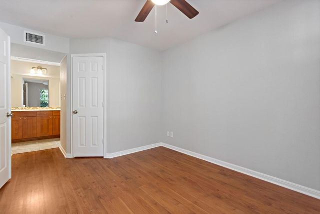 7685 Northcross Dr. DR 624, Austin, TX 78757