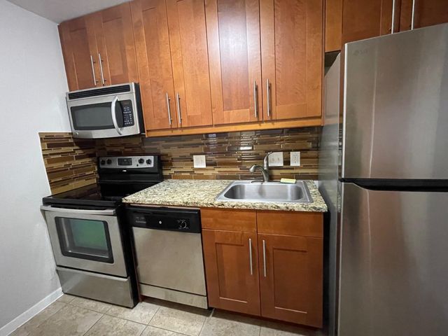 7685 Northcross Dr. DR 624, Austin, TX 78757
