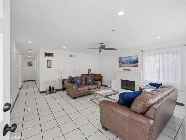 512 E 8th Street, Pomona, CA 91766