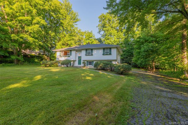 18 Sheryl Lane, Mahopac, NY 10541