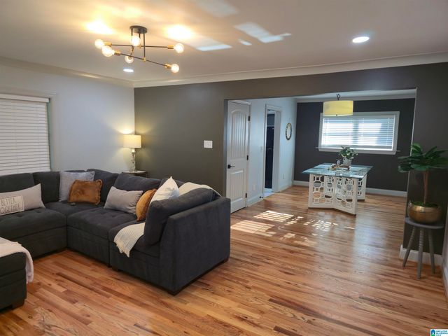 2708 17TH STREET, Birmingham, AL 35208