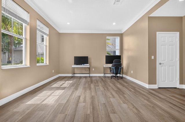 2816 Pillsbury Way, Wellington, FL 33414