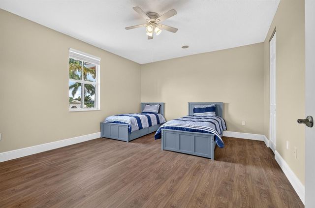 2816 Pillsbury Way, Wellington, FL 33414