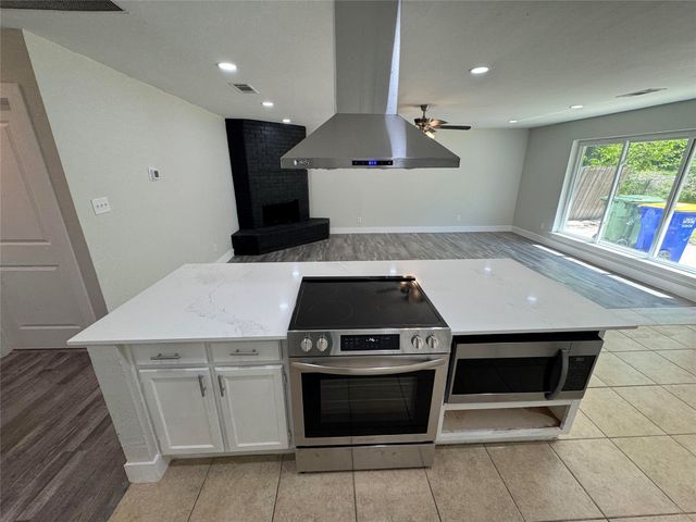 8237 Albert Street, White Settlement, TX 76108