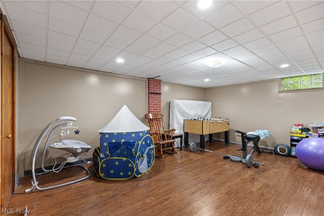69641 Holley Street, Martins Ferry, OH 43935