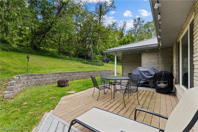 69641 Holley Street, Martins Ferry, OH 43935