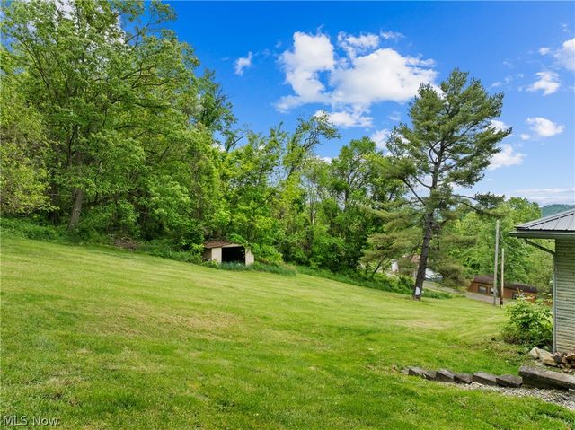69641 Holley Street, Martins Ferry, OH 43935