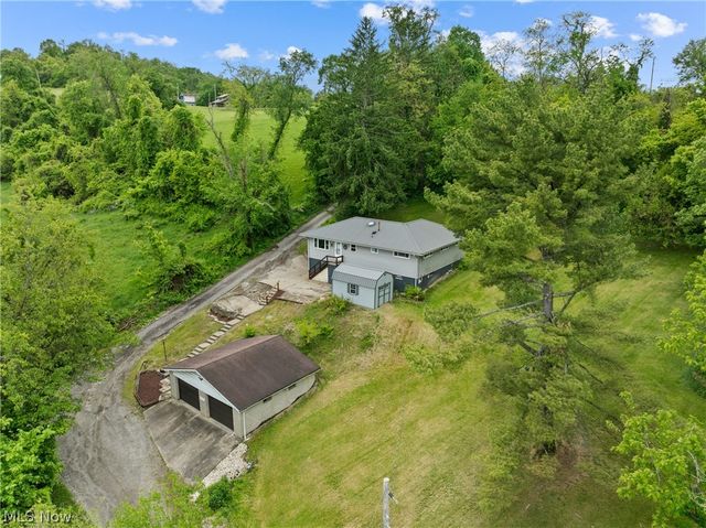 69641 Holley Street, Martins Ferry, OH 43935