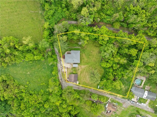 69641 Holley Street, Martins Ferry, OH 43935