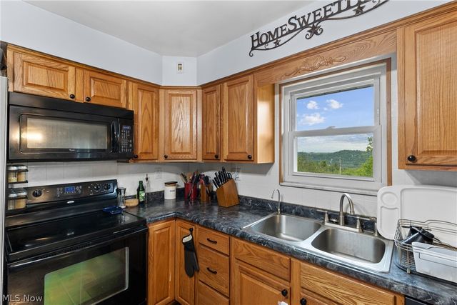 69641 Holley Street, Martins Ferry, OH 43935