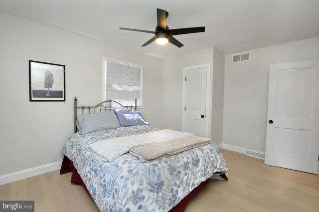 448 MELVIN, Glendora, NJ 08029