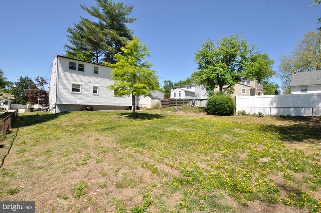 448 MELVIN, Glendora, NJ 08029