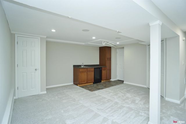 2205 S 36th Street, Lincoln, NE 68506