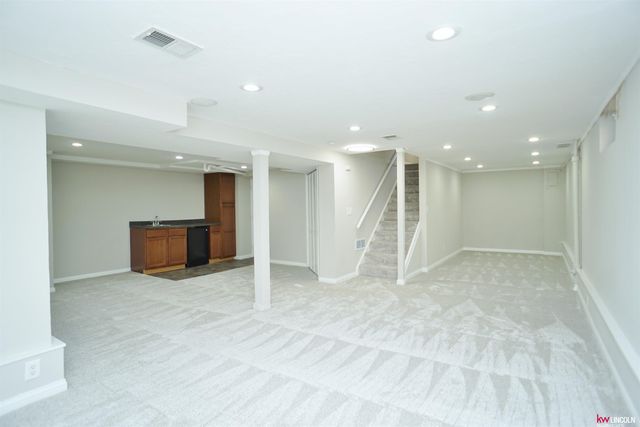 2205 S 36th Street, Lincoln, NE 68506