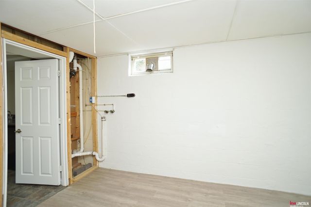 2205 S 36th Street, Lincoln, NE 68506