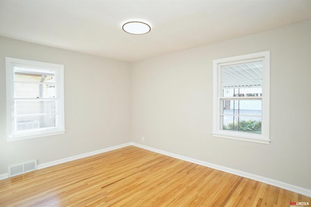 2205 S 36th Street, Lincoln, NE 68506