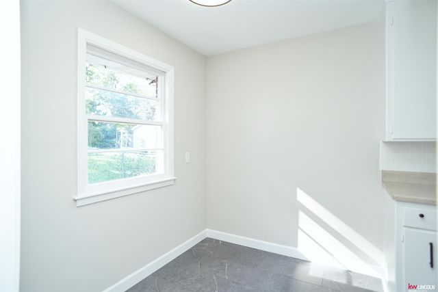 2205 S 36th Street, Lincoln, NE 68506