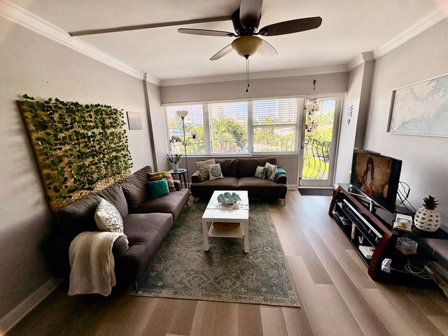 3250 NE 28TH Street 406, Fort Lauderdale, FL 33308