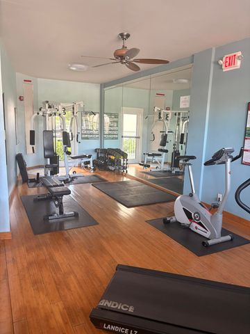 3250 NE 28TH Street 406, Fort Lauderdale, FL 33308