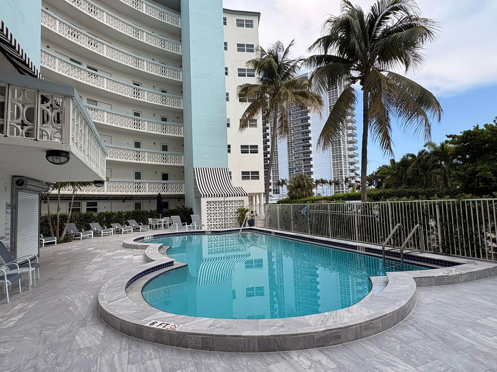 3250 NE 28TH Street 406, Fort Lauderdale, FL 33308