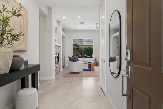 69467 Calle Raphael, Cathedral City, CA 92234