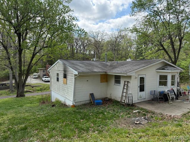 2609 Forest Lane, High Ridge, MO 63049