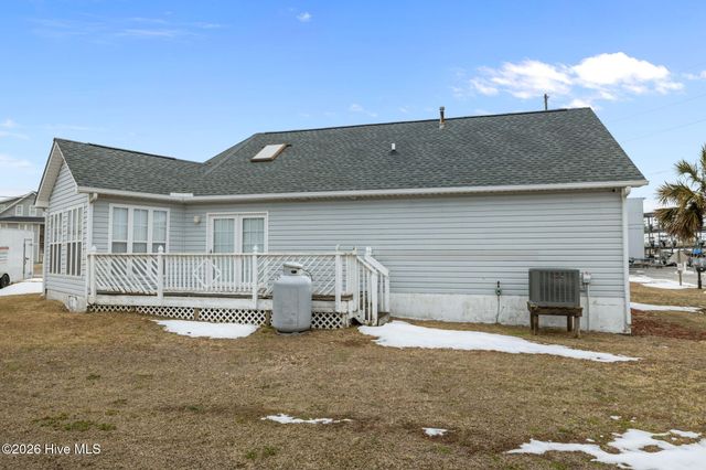 203 Old Causeway Road, Atlantic Beach, NC 28512